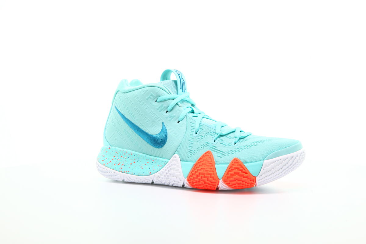 Kyrie 4 size on sale 13.5